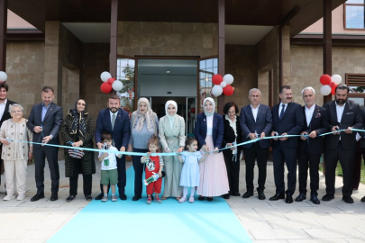 Bakan Göktaş, Darülaceze Sosyal Yaşam Şehri'nde kreş açılışına katıldı