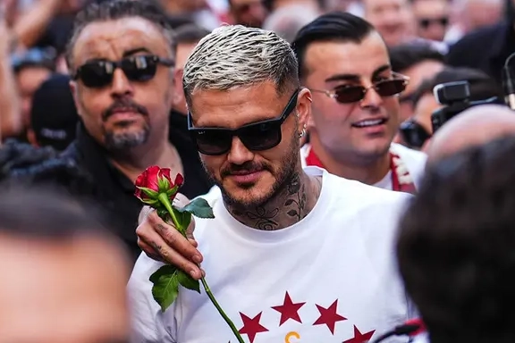 Galatasaray'da Mauro Icardi kararını verdi! İstanbul'dan ayrıldı