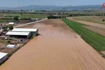 Bursa Yenişehir'de sel ve dolu felaketi!
