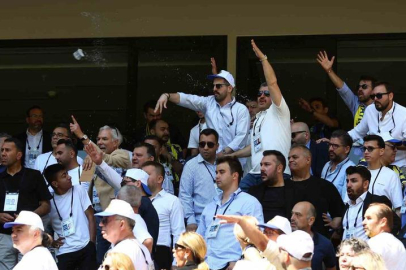 Fenerbahçe kongresinde olay! Aziz Yıldırım ile Hakan Safi arasında gerilim...