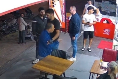 İstanbul Esenyurt'ta kadın esnafa bıçak çekti, ayağı takılıp yere düştü