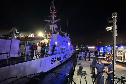 Karadeniz'deki saldırıda ölen balıkçının cenazesi ve yaralılar, İnebolu Limanı'na getirildi