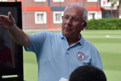 103 yıllık kulüp satılıyor! Kadrosunda 13 futbolcu kaldı...