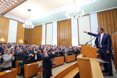 CHP'de tüm gözler yarına çevrildi! Kılıçdaroğlu'ndan sonra Özgür Özel de son kararını açıkladı