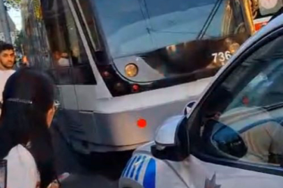 İstanbul Laleli'de raylara düşen çocuk tramvayın altında kalarak öldü