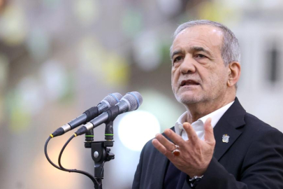 Pezeşkiyan: Ne sahayı ne de müzakere masasını terk ettik