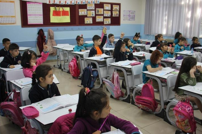 12 Haziran Cuma günü okullar tatil mi? MEB açıkladı