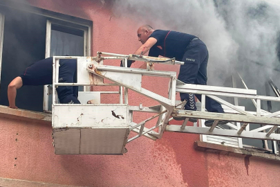 Antalya'da iki katlı müstakil evde çıkan yangın korkuttu