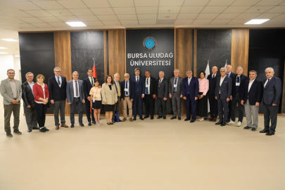 Bursa'da düzenlenen "7. Akademik Günler" programı tamamlandı