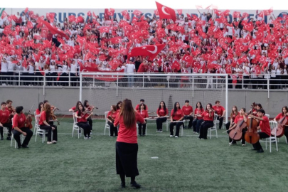 A Milli Futbol Takımı beste yarışmasının kazananı "Bursa" oldu!