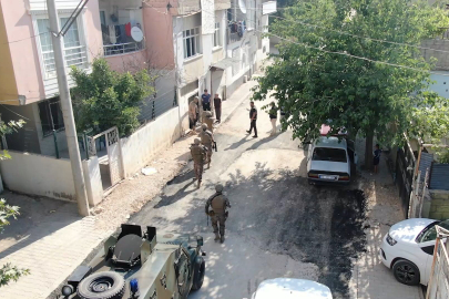 Adıyaman'da sosyal medyada "silah teşhiri" yapan 14 zanlı gözaltına alındı