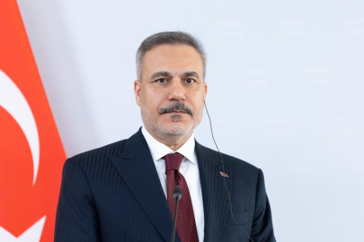 Bakan Fidan Yunan mevkidaşı ile görüştü