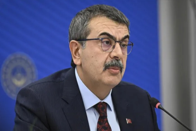 Bakan Tekin'den Bursalı öğrencilere kutlama mesajı