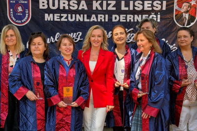 Bursa Kız Lisesi mezunları mantı gününde bir araya geldi