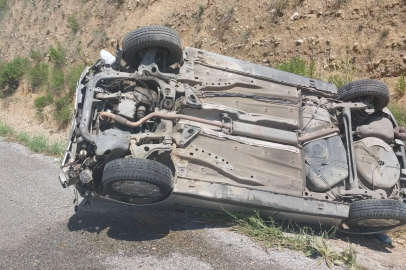 Manisa’da otomobil takla attı: 2 yaralı