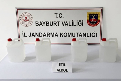 Bayburt’ta 20 litre etil alkol ele geçirildi