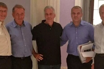 Bill Gates'ten Epstein iddiası! 'Evlilik dışı ilişkilerim üzerinden şantaj yapmaya çalıştı'