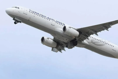 İstanbul-Antalya seferini yapan THY uçağı antene çarptı