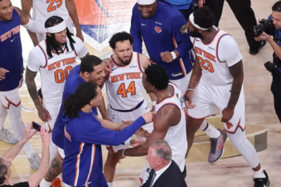 NBA final serisinde New York Knicks'ten tarihi geri dönüş!