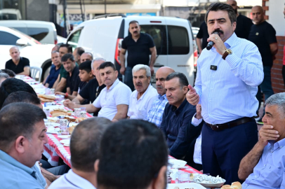 Bursa Yıldırım Belediye Başkanı Oktay Yılmaz esnafla bir araya geldi