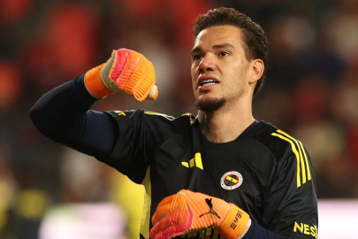 Aziz Yıldırım başkan seçildi, Ederson anında Fenerbahçe kararını verdi