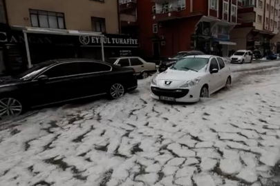 Başkent Ankara'da 'Süper hücre' esareti! Yollar beyaza büründü...