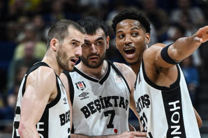 Beşiktaş, şampiyonluk yolunda Fenerbahçe'yi devirdi