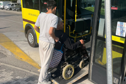 Bursa Büyükşehir, özel gereksinimli öğrenciyi sınava ulaştırdı