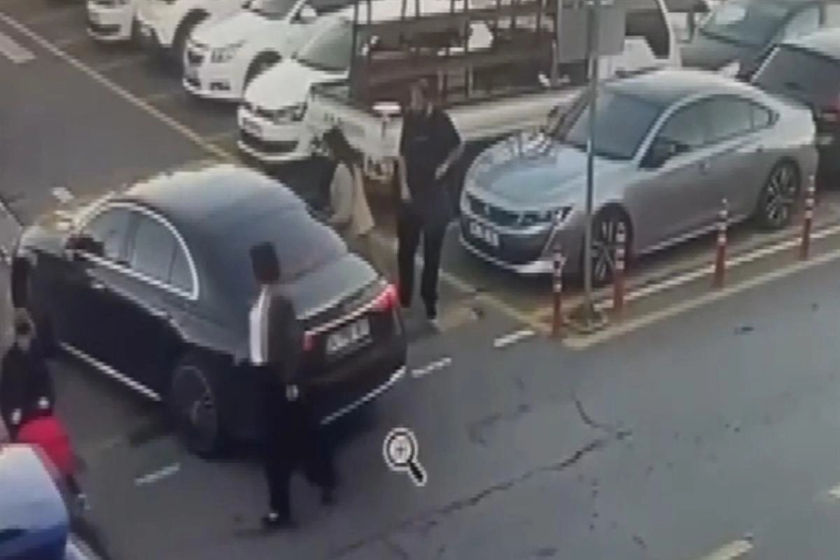 Büyükçekmece Adliyesi'ndeki hırsızlığın firari 2 şüphelisi Türkiye'de teslim oldu