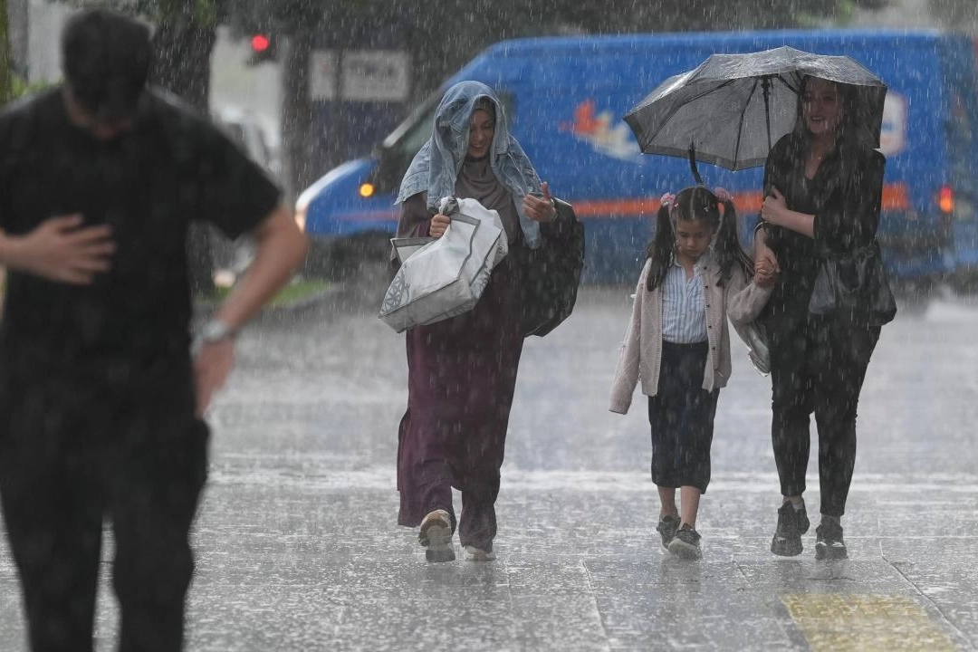 Meteoroloji'den Bursa'ya hafta sonu uyarısı: Gök gürültülü sağanak yağış... (13 Haziran 2026 Hava Durumu)
