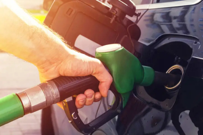 Tabela yine değişecek: Motorine salı günü indirim geliyor...