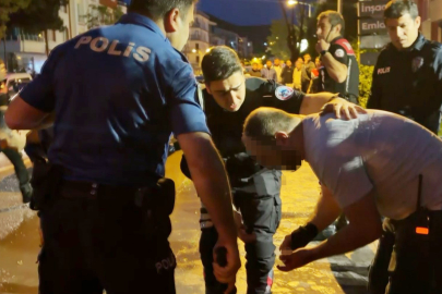 Aksaray'da öfkeli baba, kızını rahatsız eden gencin kulağını kesti: 1'i polis 2 yaralı