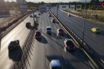 Bursa’da milli coşku zirve yaptı: 250 araçlık konvoy sokakları inletti!