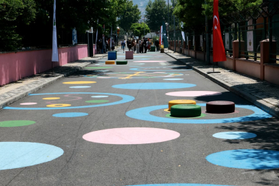 Bursa Osmangazi Belediyesi’nden çocuklara güvenli okul sokağı