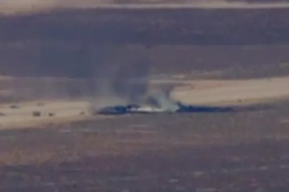 ABD'de B-52 ağır bombardıman uçağı düştü!