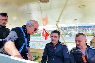 Bakan Kurum İzmit Körfezi'ne daldı! "Deniz nefes almaya başladı"