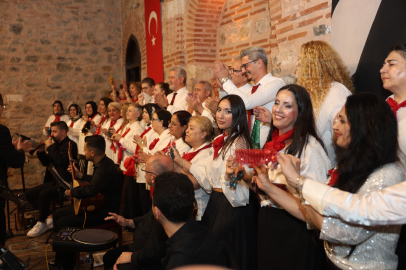 Bursa Osmangazi’de türküler gönüllere işlendi