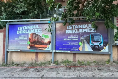 CHP'li Üsküdar Belediyesi’ne ait reklam panolarında AK Parti reklamları yayınlandı