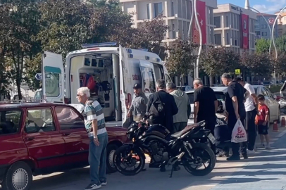 Çorum’da otomobil ile motosiklet çarpıştı: 1 yaralı