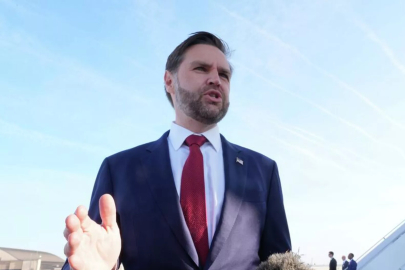 JD Vance: Hürmüz Boğazı'nın uzun vadede ücretsiz geçişe açık kalmasını bekliyoruz