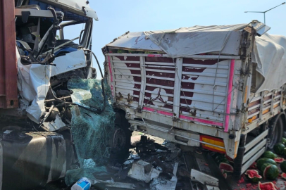 Adana'da otoyolda tır kazası: 1 yaralı