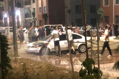 Adıyaman'da park halindeki otomobil alev aldı