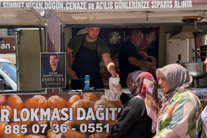 Bursa'da Eşref Tek için lokma döktürdüler