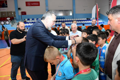 Bursa Kestel Belediyesi’nden genç sporculara çifte destek