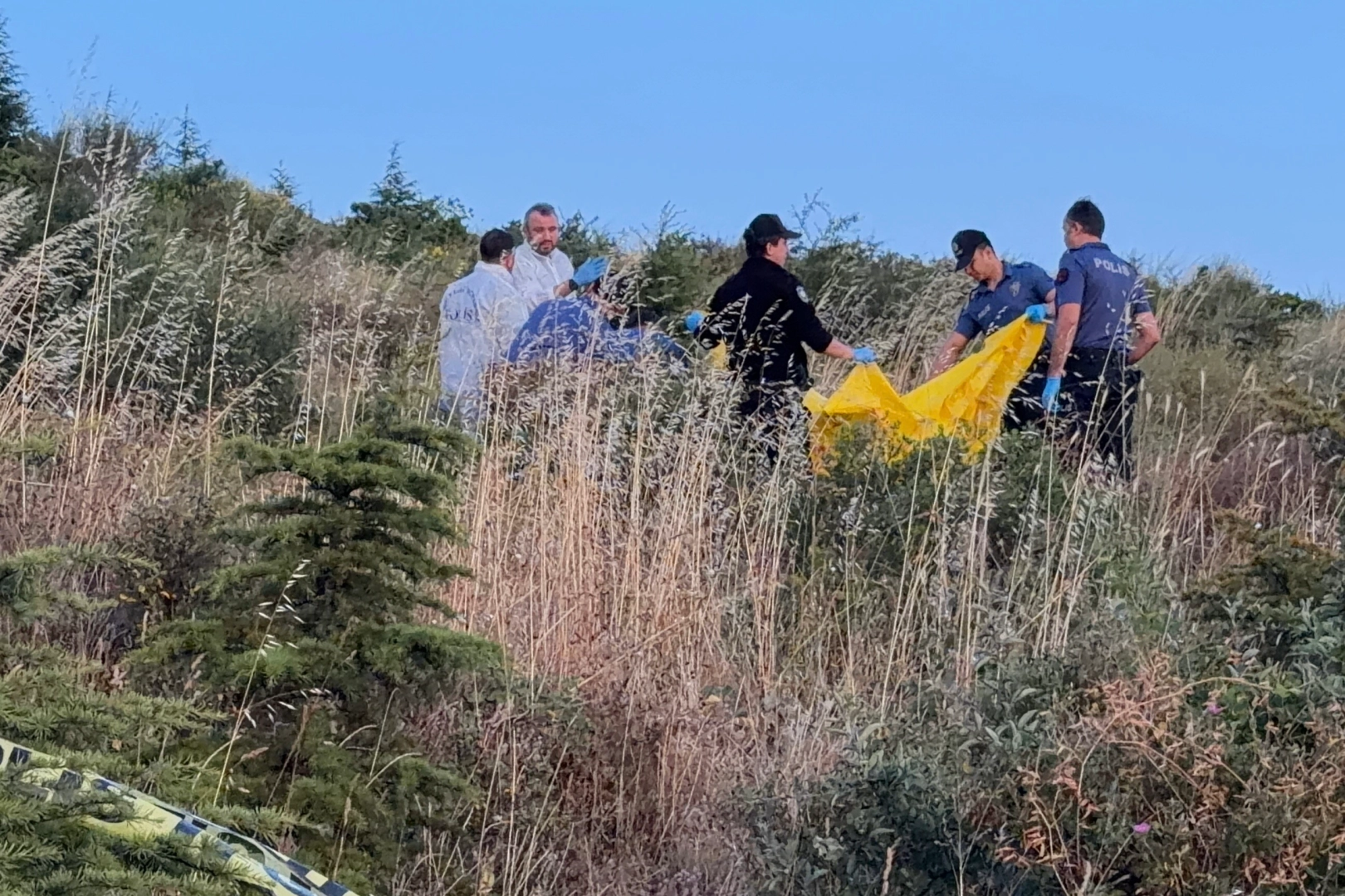 Kocaeli'de yürüyüş alanında erkek cesedi bulundu