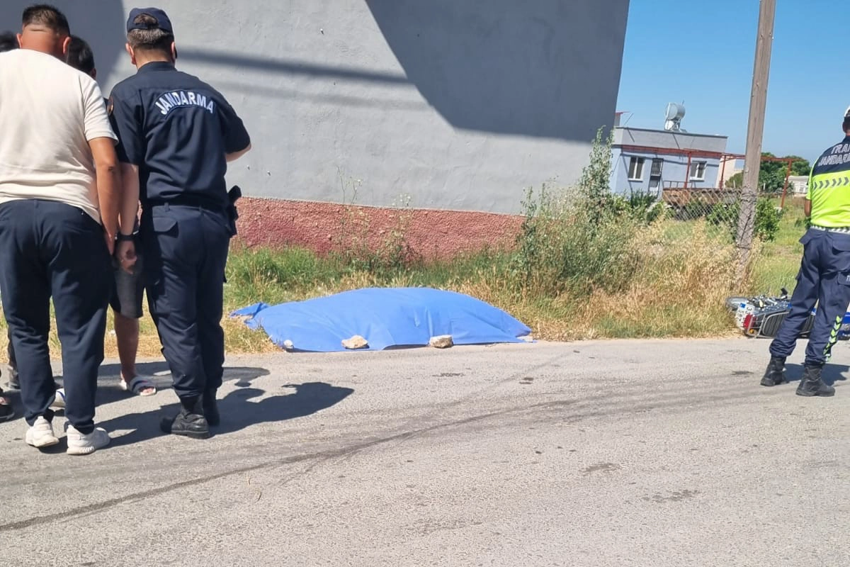 Mersin'de tırla çarpışan motosikletin sürücüsü hayatını kaybetti