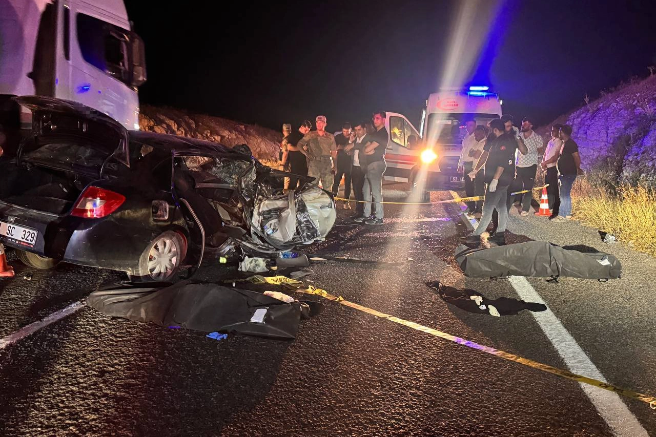 Şanlıurfa’da feci kaza: 2 ölü, 6 yaralı