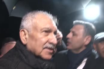 Zeydan Karalar: Belediye başkanlarının ihale almada vermede bir yetkileri yok