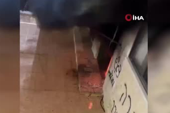Batı Şeria'da Yahudiler, camileri ateşe verdi
