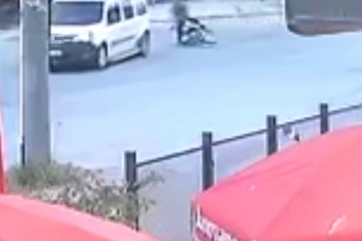 Bursa'da hafif ticari araç ile çarpışan motosikletin sürücüsü yaralandı